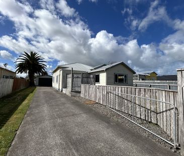 94 Victoria Street, Hawera - Photo 1