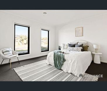 10 Elgata Way, Werribee, Vic 3030 - Photo 2
