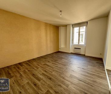 Location Appartement 2 pièces 48m² BUZANCAIS 36500 - Photo 3
