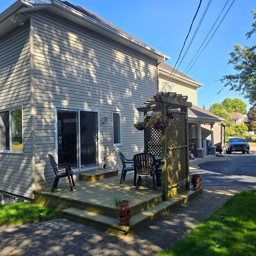 Maison Terrebonne (Terrebonne) À Louer - Photo 1