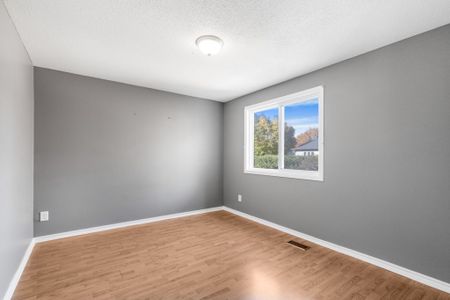 For Lease - 1598 Meadowfield Place, Orleans - Convent Glen and Area, Ontario - Photo 4