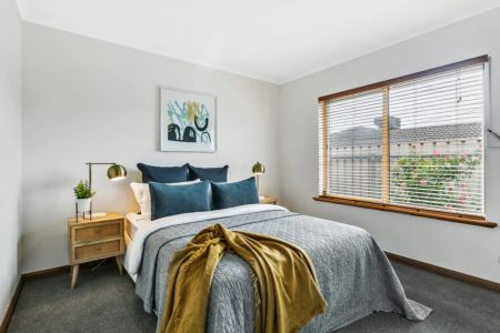 Perfect Coastal Lifestyle Two Bedroom Unit - Photo 2