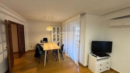 Piso de alquiler en Ruben Vela, En Corts - Doctor Waksman - Foto 2