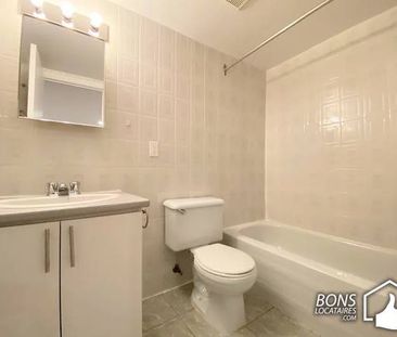 Beautiful and Large apartment for rent 3 ½ CDN - Photo 2