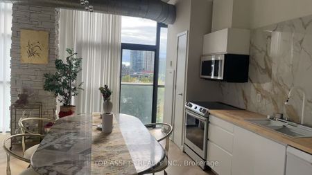 Sixty Lofts 60 Bathurst , #612 - Photo 5