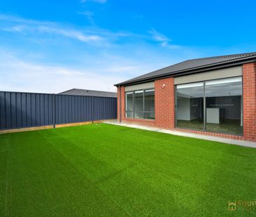 For Lease - Cozy & Convenient Home in Manor Lakes - Photo 1