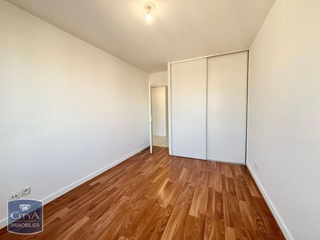 Location Appartement 4 pièces 88m² LYON 3ème - Photo 3