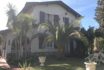 Villa a schiera via Bregoscia, 29, Marina Verde, Renella, Montignoso