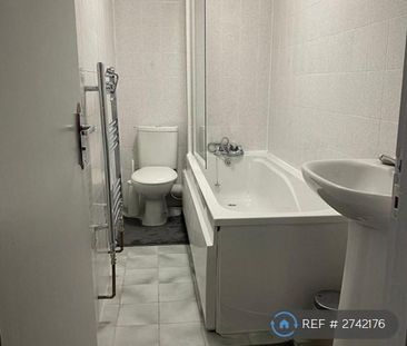 Studio to rent - Photo 6