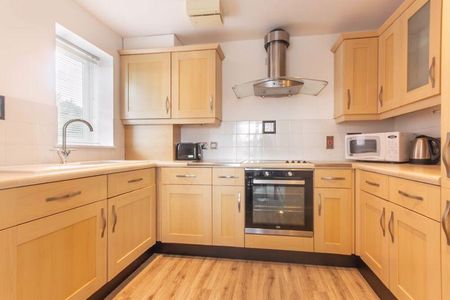 2 bedroom apartment to rent - Photo 4