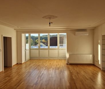 HELLE OBERGESCHOSSWOHNUNG MIT TERRASSE UND ÜBERDACHTEM PARKPLATZ - Foto 6