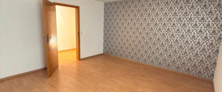 Großzügige 4-Zimmer-Wohnung im Herzen von Walldürn - Foto 1