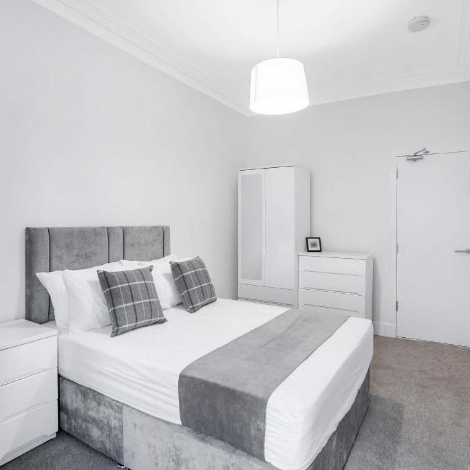2 bedroom parking to rent - Photo 1