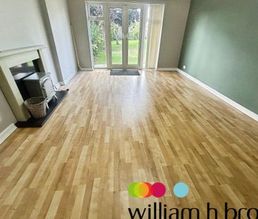 High Street - Photo 4