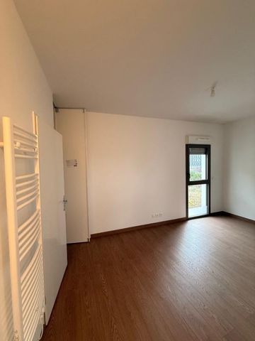Location Appartement 5 pièces 95m² BORDEAUX 33100 - Photo 5