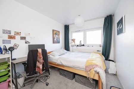 3 bedroom flat to rent - Photo 5