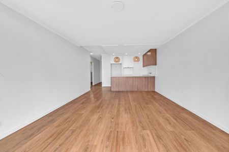 Unit 2/119 Albatross Avenue - Photo 5