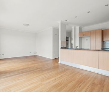 Apartment With Breath Taking Water Views! - Photo 2