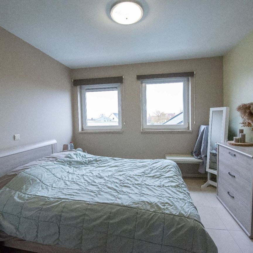 Instapklaar appartement met 2 slaapkamers te huur in Waregem - Photo 1