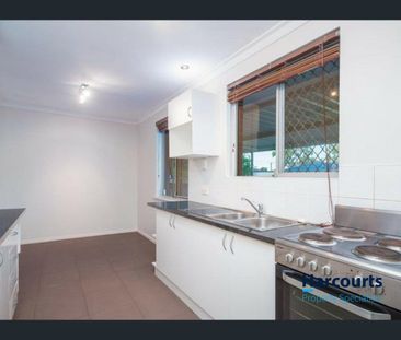 14 Namoi Place, Armadale, WA 6112 - Photo 6