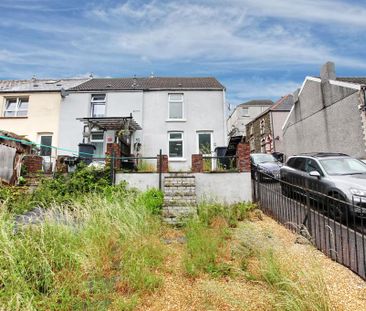 2 bedroom end of terrace house to rent - Photo 5