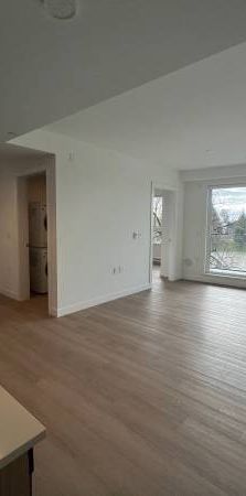 Newly Built 2 Bed, 1 Bathroom, Pet Friendly, Rooftop Lounge & More - Photo 1