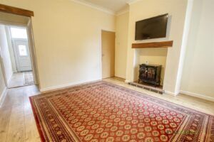 2 BEDROOM House - Terraced - Photo 3