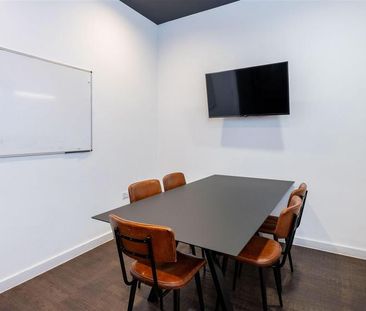 1 bedroom in a flat share to rent - Photo 5