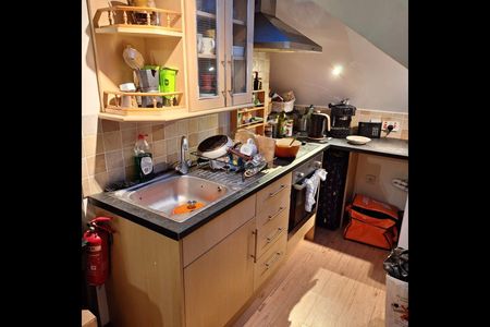 Studio Flat, Gloucester Road North, BS34 - Photo 3