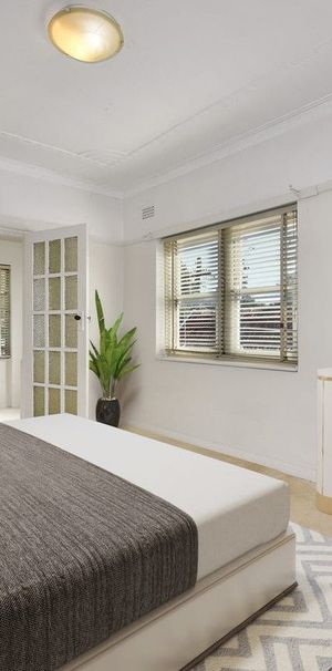 Oversized Two-Bedroom Art Deco Apartment with Sunroom - Photo 1