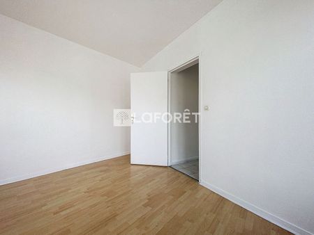 Apartment - Photo 2