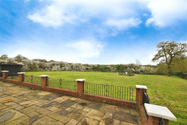 2 bedroom detached house to rent - Photo 1