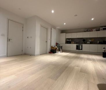 1 Bed Flat, Flagship House, E16 - Photo 3