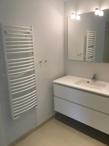 Moderne lejlighed med lys og altan i Aalborg - Photo 5