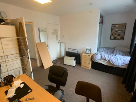 Burlington Avenue, Melrosegate - P2267 - Photo 4