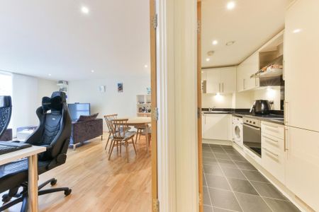 1 bedroom flat to rent - Photo 2