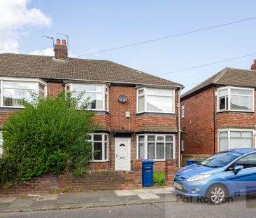 Ovington Grove, Newcastle Upon Tyne - Photo 2