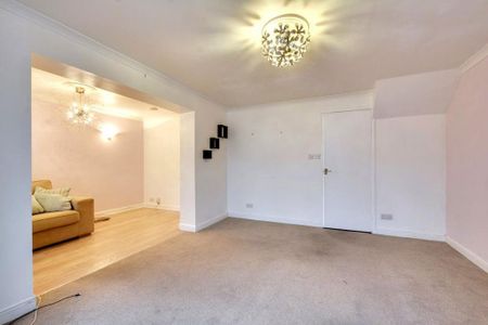 2 bedroom terraced house to rent - Photo 2