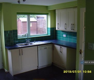 3 bedroom terraced house to rent - Photo 5