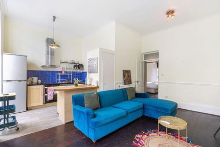 Gloucester Terrace - Photo 2