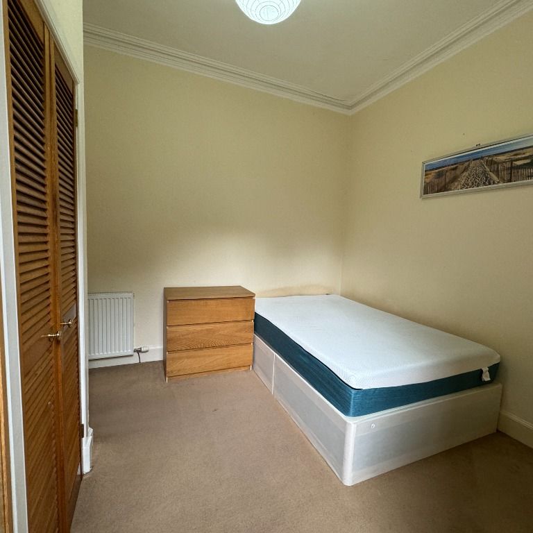 Milton Street, Abbeyhill, Edinburgh, EH8 8HA - - Photo 1