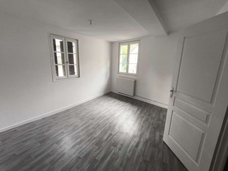 Location Appartement 2 pièces 55m² TULLE 19000 - Photo 5