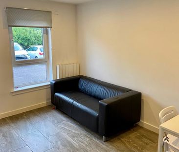 3 Bed Flat, Froghall Road, AB24 - Photo 1