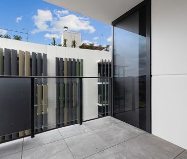 Gungahlin at its finest! - Photo 1