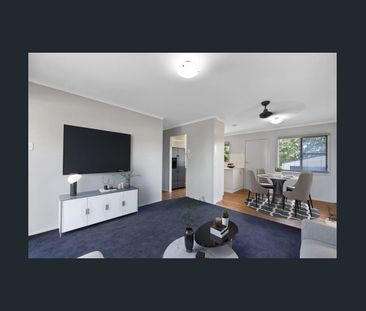 Family home with large shed! - Photo 6