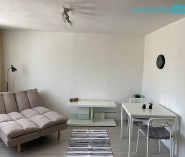 Pronájem bytu 1+1 30 m² - Photo 1