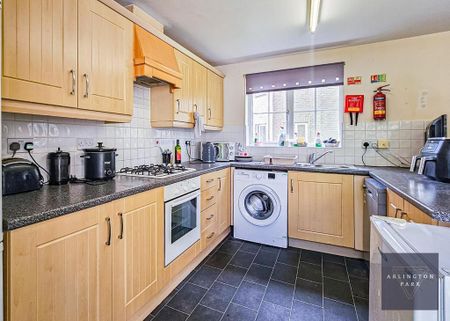 1 bedroom in a house share to rent - Photo 4