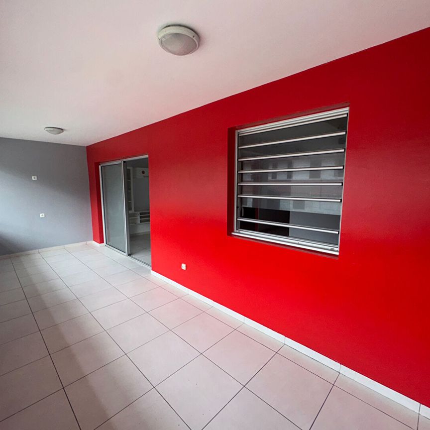 Location appartement 4 pièces, 117.20m², Remire-Montjoly - Photo 1