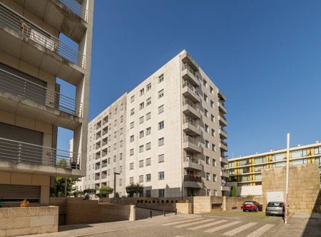 Rua Instituto de Cegos S Manuel, Porto, Braga 4050-612 - Photo 2