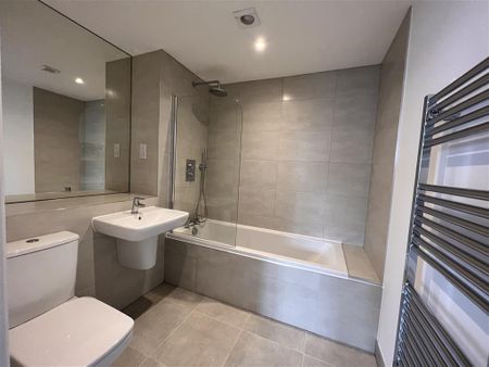 Cambridge Place, Aylesbury - Photo 5